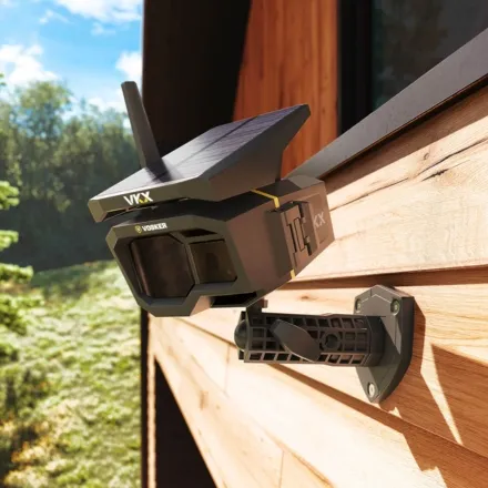 Vosker VKX LTE Solar Cellular Camera - Black