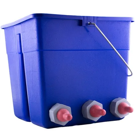 Lamb Bucket with 6 Bucket Bar Teats
